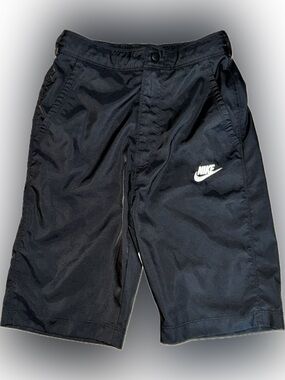 Nike Boys Black Athletic Shorts, EUC